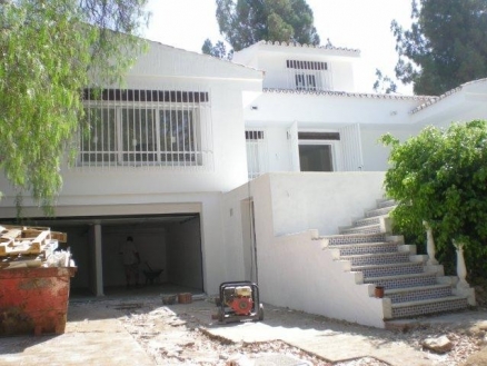 Villa&nbsp;for&nbsp;sale&nbsp;in&nbsp;town,&nbsp;Spain&nbsp;162313