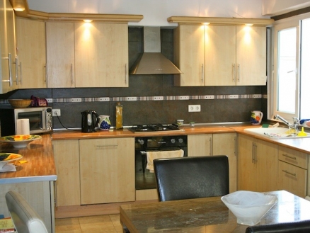 Tolox&nbsp;property:&nbsp;Townhome&nbsp;with&nbsp;4&nbsp;bedroom&nbsp;in&nbsp;Tolox,&nbsp;Spain&nbsp;163467