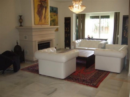 Villa&nbsp;with&nbsp;4&nbsp;bedroom&nbsp;in&nbsp;town,&nbsp;Spain&nbsp;163572