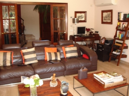 Villa&nbsp;for&nbsp;sale&nbsp;in&nbsp;town&nbsp;163803
