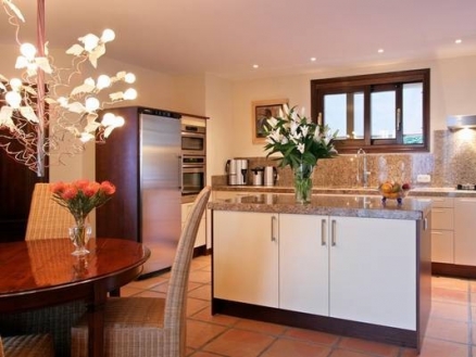 Benahavis&nbsp;property:&nbsp;Malaga&nbsp;property&nbsp;|&nbsp;4&nbsp;bedroom&nbsp;Villa&nbsp;164241