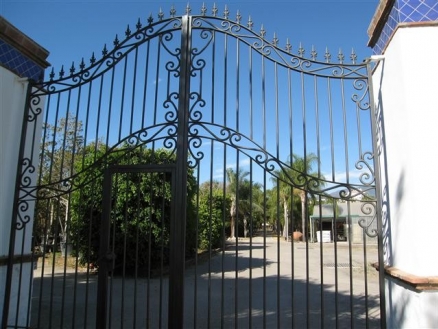 New&nbsp;Golden&nbsp;Mile&nbsp;property:&nbsp;Malaga&nbsp;Villa&nbsp;164898