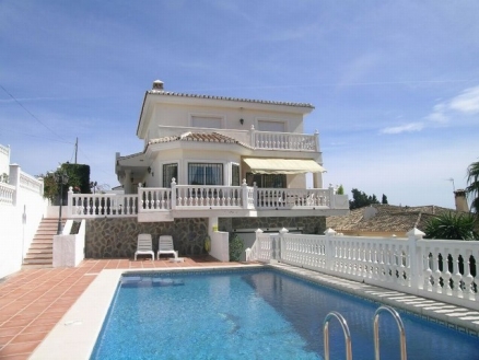 Villa&nbsp;for&nbsp;sale&nbsp;in&nbsp;town&nbsp;165242