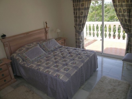 Villa&nbsp;with&nbsp;4&nbsp;bedroom&nbsp;in&nbsp;town,&nbsp;Spain&nbsp;165242