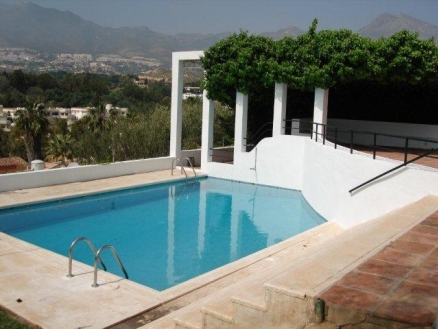 Villa&nbsp;with&nbsp;4&nbsp;bedroom&nbsp;in&nbsp;town&nbsp;165515