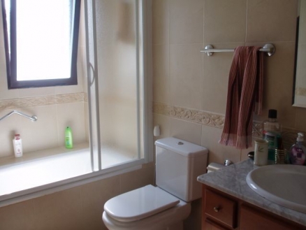 Villa&nbsp;with&nbsp;4&nbsp;bedroom&nbsp;in&nbsp;town,&nbsp;Spain&nbsp;165929