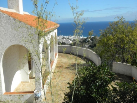 Villa for sale in town 166405