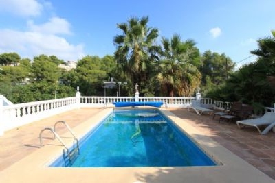 Villa for sale in town, Spain 168164