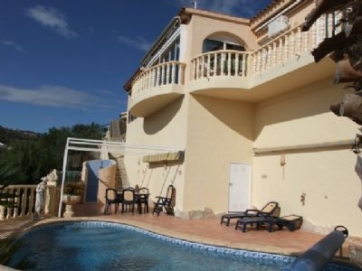 Villa for sale in town 168178