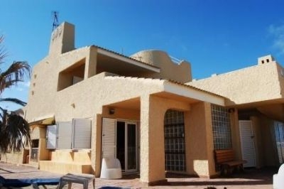 Villa for sale in town, Spain 168565