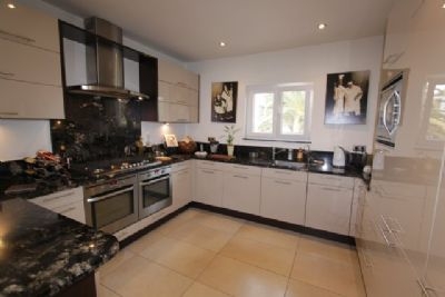 Villa&nbsp;with&nbsp;5&nbsp;bedroom&nbsp;in&nbsp;town,&nbsp;Spain&nbsp;169210