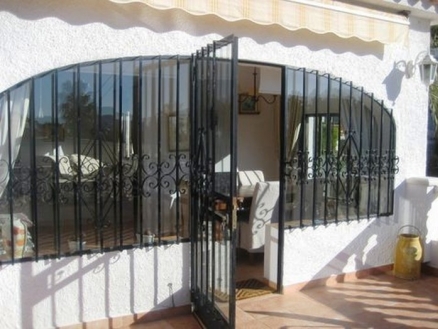 Alicante property | 3 bedroom Villa 169835