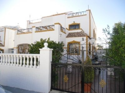 Los Montesinos property: Townhome for sale in Los Montesinos 169891