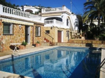 Villa for sale in town 169903