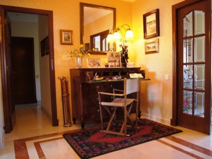Apartment for sale in town,  170297