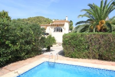 Villa for sale in town 170601