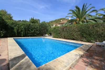 Villa for sale in town, Spain 170601