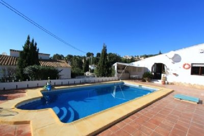 Villa for sale in town, Spain 170606