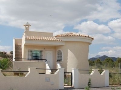 Villa for sale in town 170943