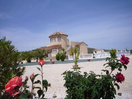 Villa for sale in town,  171011