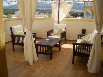 Villa for sale in town, Spain 171012