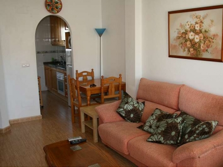 Townhome with 2 bedroom in town 171052