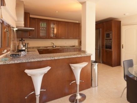 Estepona property: Malaga property | 4 bedroom Villa 171531