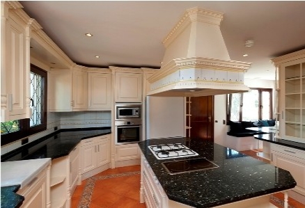 New Golden Mile property: New Golden Mile Villa 171548