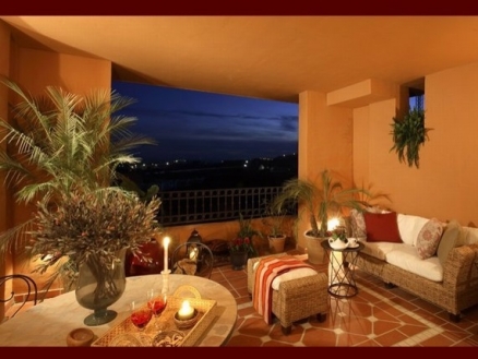 Benahavis property: Malaga property | 2 bedroom Apartment 171615