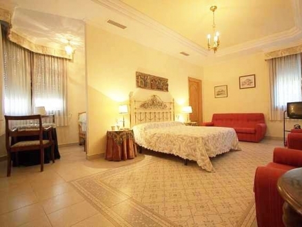 Elviria property: Elviria Villa 171703