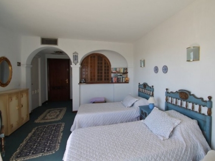 town&nbsp;Apartment&nbsp;171909