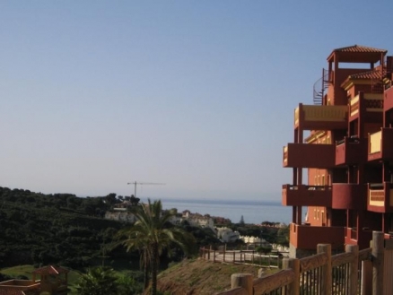 Las Chapas De Marbella property: Apartment for sale in Las Chapas De Marbella 171991