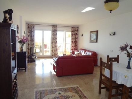 Marbella property: Apartment with 2 bedroom in Marbella, Spain 172131