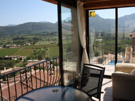 Jalon&nbsp;property:&nbsp;Alicante&nbsp;Villa&nbsp;172154