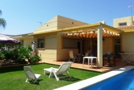 Alhaurin&nbsp;De&nbsp;La&nbsp;Torre&nbsp;property:&nbsp;Villa&nbsp;for&nbsp;sale&nbsp;in&nbsp;Alhaurin&nbsp;De&nbsp;La&nbsp;Torre&nbsp;172221