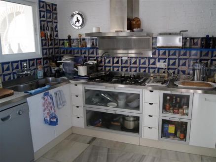 Estepona property: Villa with 4 bedroom in Estepona, Spain 172263