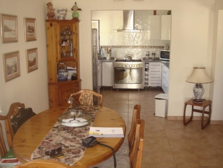 Jalon&nbsp;property:&nbsp;Alicante&nbsp;Villa&nbsp;172302