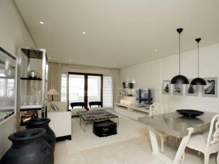 Estepona property: Apartment with 2 bedroom in Estepona 172427