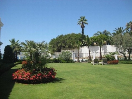 Estepona property: Apartment for sale in Estepona, Malaga 172427