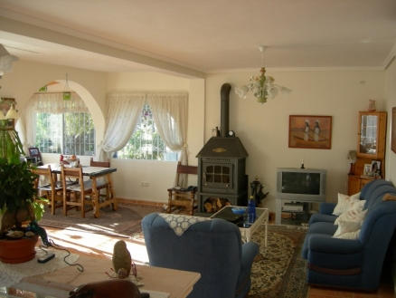El&nbsp;Faro&nbsp;property:&nbsp;Malaga&nbsp;property&nbsp;|&nbsp;3&nbsp;bedroom&nbsp;Villa&nbsp;172695