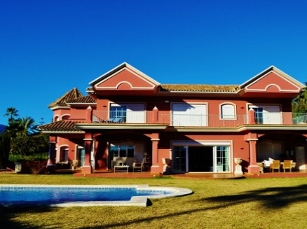 Aloha property: Villa for sale in Aloha 172838