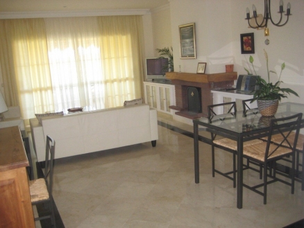 town Apartment 172907