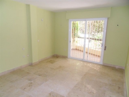 Elviria property: Malaga property | 4 bedroom Apartment 172948