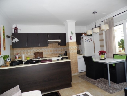 Estepona property: Apartment with 1 bedroom in Estepona 172978