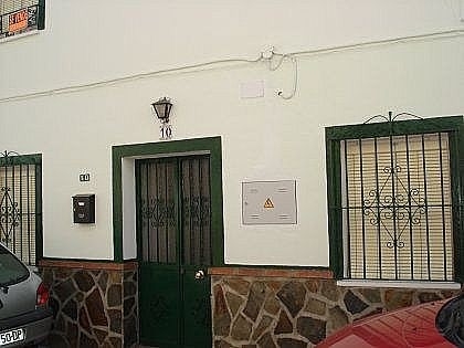Alhaurin El Grande property: Townhome for sale in Alhaurin El Grande 173080