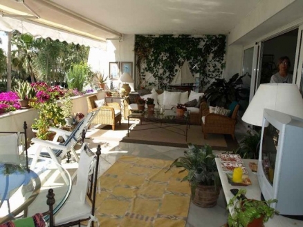 Puerto Banus property: Malaga Apartment 173100