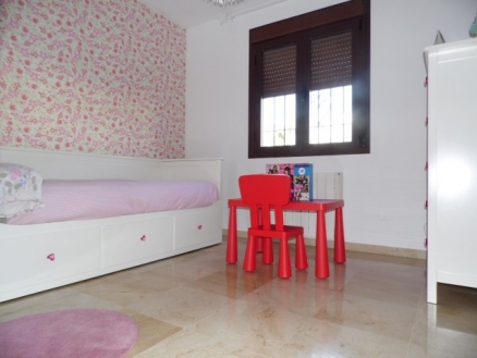 San&nbsp;Pedro&nbsp;de&nbsp;Alcantara&nbsp;property:&nbsp;San&nbsp;Pedro&nbsp;de&nbsp;Alcantara&nbsp;Townhome&nbsp;173177