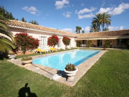 El Paraiso property: Villa for sale in El Paraiso, Spain 173187