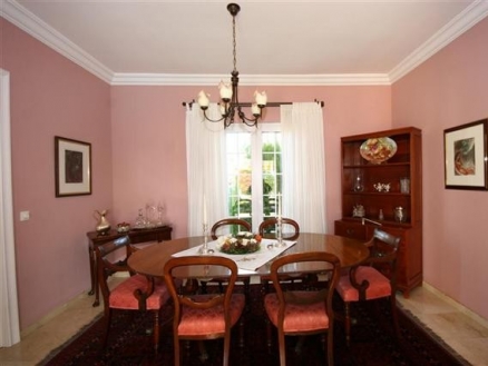 El Paraiso property: Villa for sale in El Paraiso, Malaga 173187