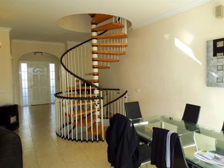 Townhome&nbsp;with&nbsp;4&nbsp;bedroom&nbsp;in&nbsp;town,&nbsp;Spain&nbsp;173206